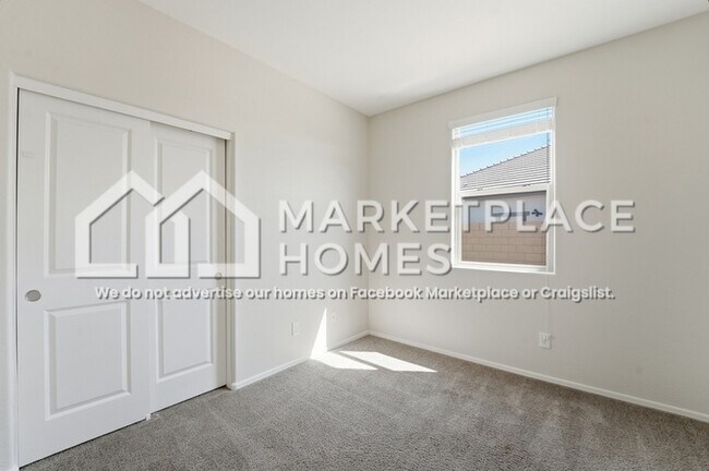 Building Photo - 22617 E Via Las Brisas