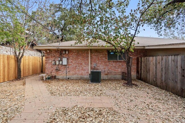 Building Photo - 8421 Fathom Cir