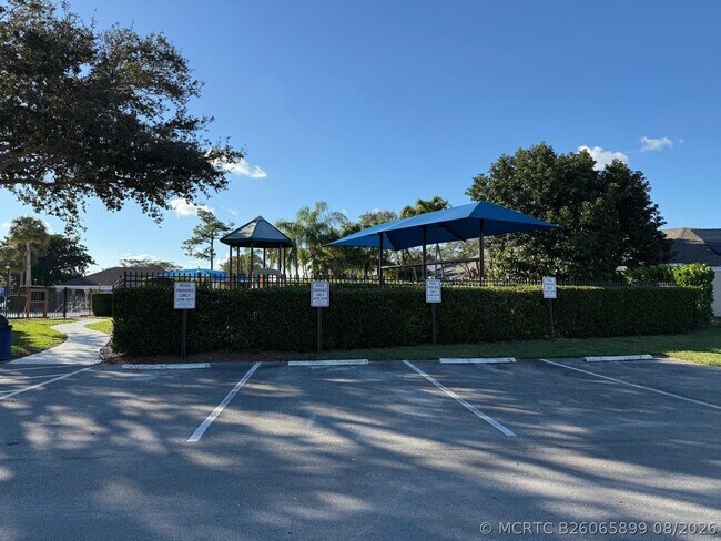 Building Photo - 9599 Stones River Park Way