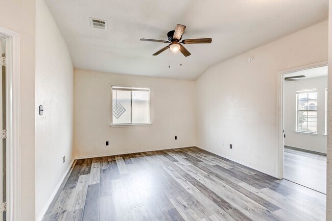 Building Photo - 4411 Causeway Ct