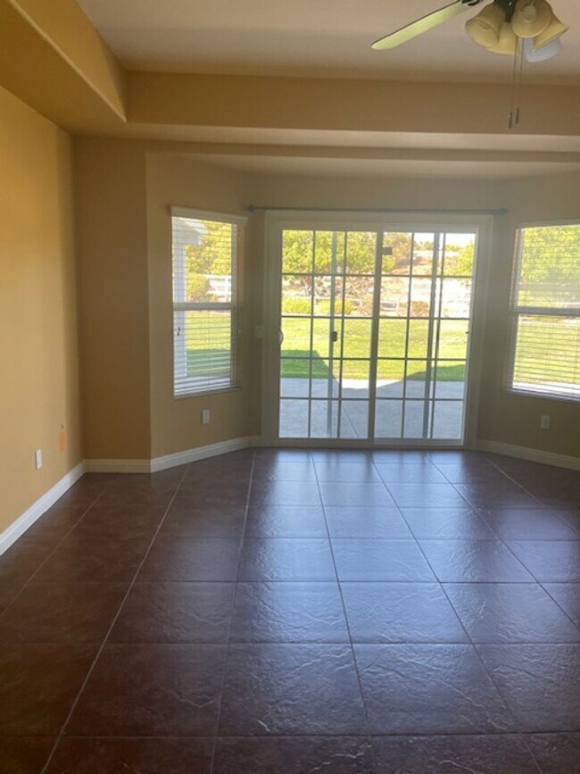 Building Photo - Wine Country awaits