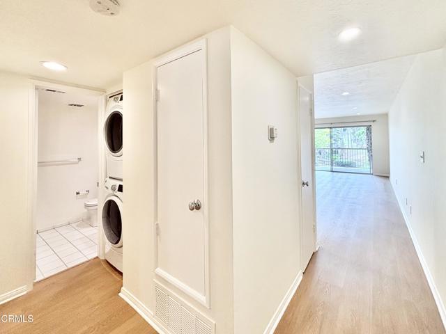Building Photo - 616 Sunfish Way