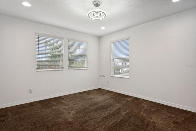 Building Photo - 10319 Stallion Flds Wy