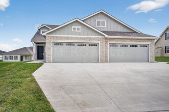 Building Photo - 2519 Arlene Pl