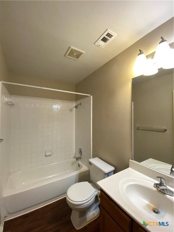 Building Photo - 2614 Dove Crossing Dr