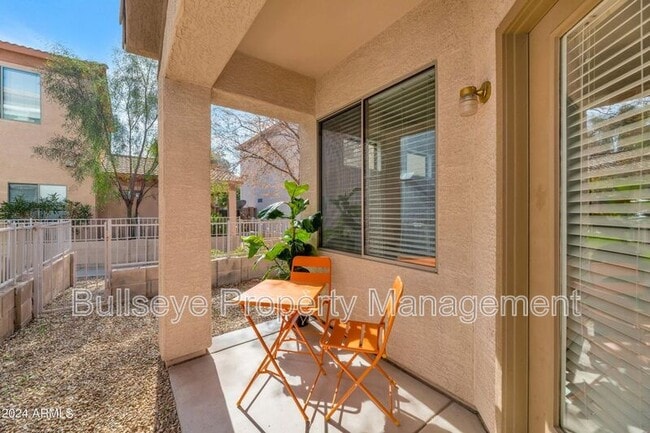 Building Photo - 3541 W Marconi Ave