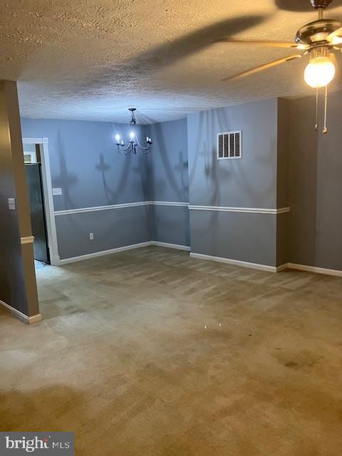 Building Photo - 22416 Greenview Ct