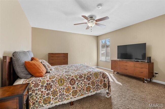 Building Photo - 302 Britanna Dr