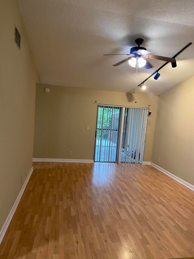 Building Photo - 5653 Barnstead Cir
