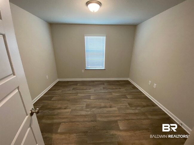 Building Photo - 8018 Irwin Loop