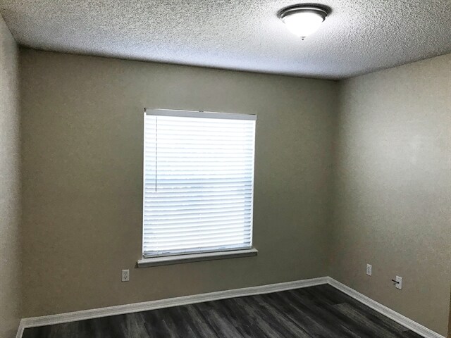 Building Photo - 3080 Golden Pond Blvd