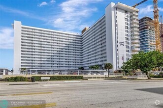 Building Photo - 1012 N Ocean Blvd