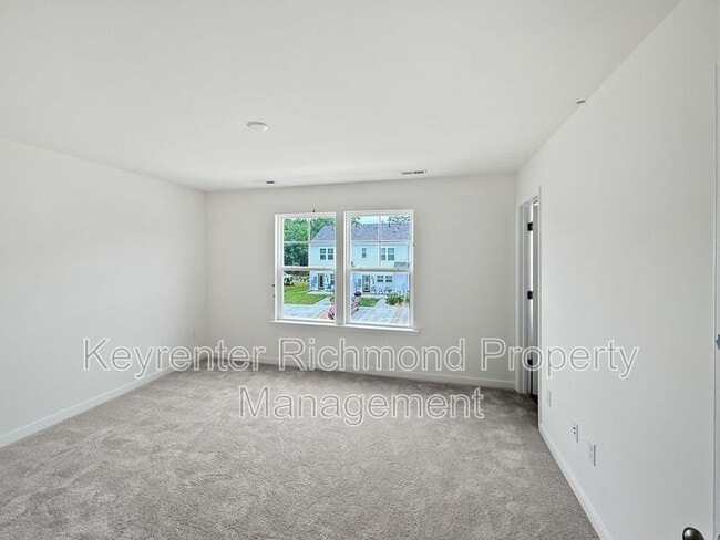 Building Photo - 206 Green Park Rd