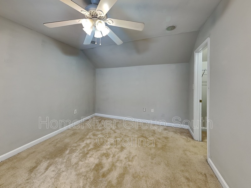 Building Photo - 2153 Pavilion Ct