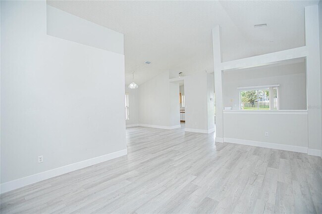 Building Photo - 13434 Mallard Cove Blvd
