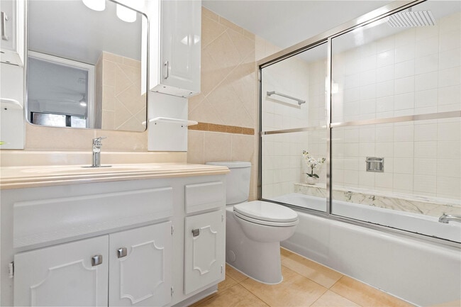 Building Photo - 5100 N Ocean Blvd