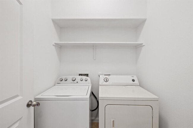 Building Photo - 10906 Bruneau Trail