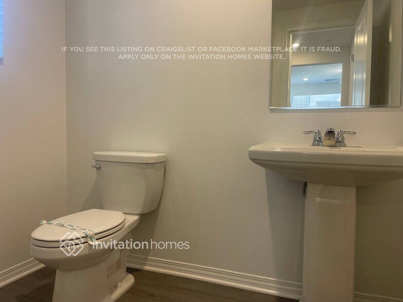 Building Photo - 2454 Gunner Ridge Way