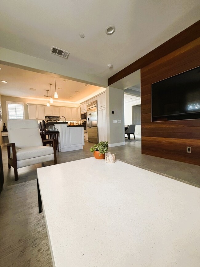 Building Photo - 326 Gulf Stream Way