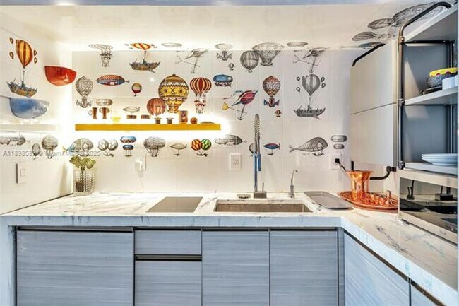 Building Photo - 1100 West Ave