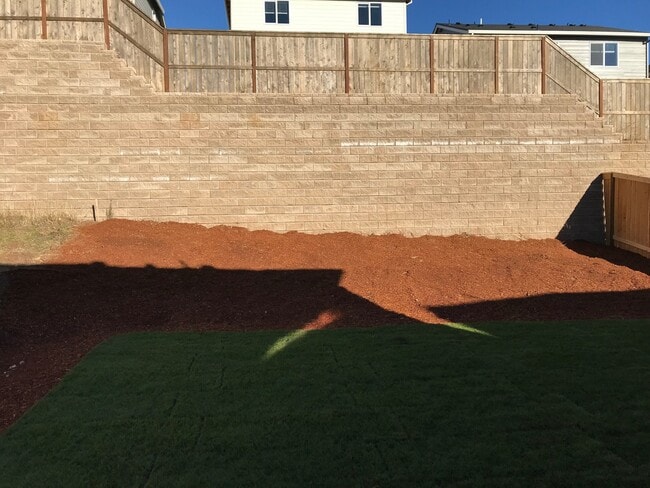 Building Photo - Spacious 4 Bd 2.5 Ba Home in  Camas School District! Upgrades! Close to Parks & Freeway Access!