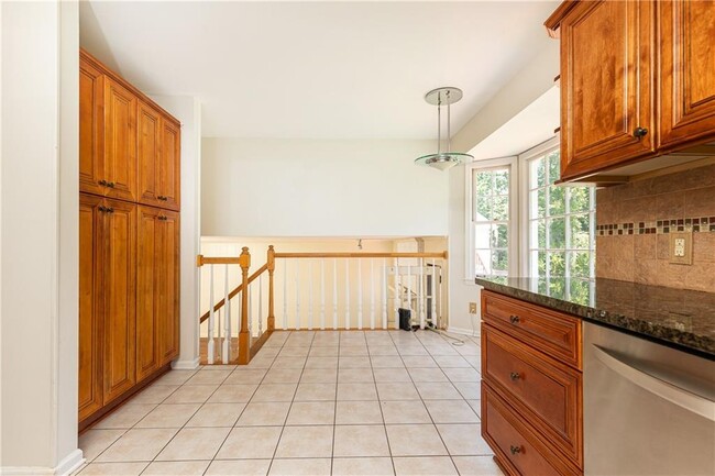 Building Photo - 5115 Vernon Ridge Dr