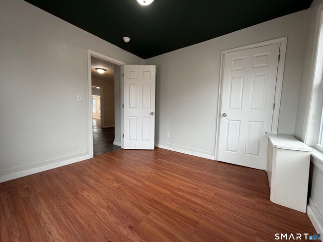 Building Photo - 244 Main St