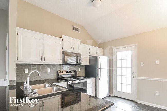 Building Photo - 234 Oxford Dr