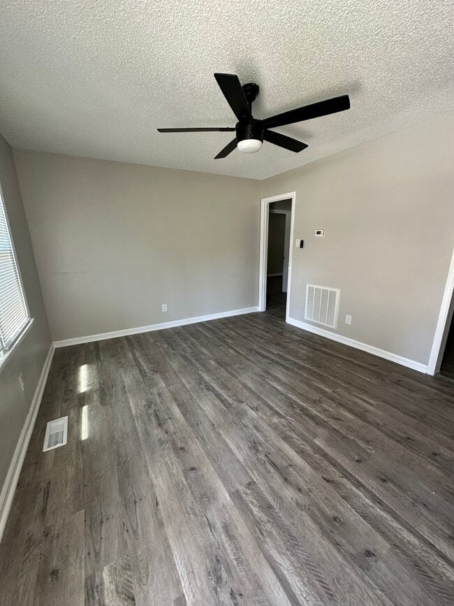 Building Photo - Newly renovated duplex - 107A Sador St, Cherryville, NC