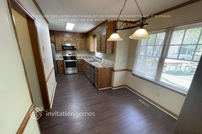 Building Photo - 10705 Danesway Ln