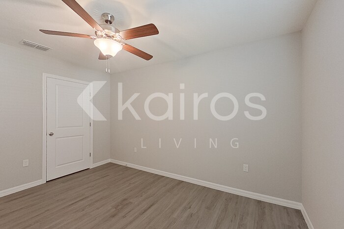 Building Photo - 8614 SW 43rd Ter