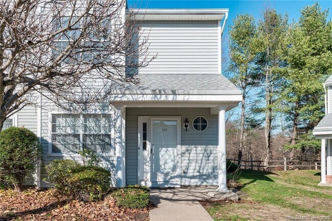 Building Photo - 408 Water Course Row