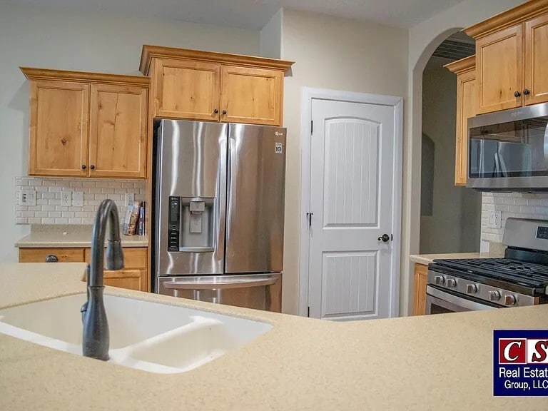 Building Photo - 388 N 3380 W