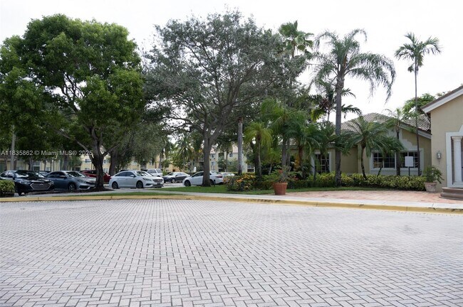 Building Photo - 2600 S University Dr