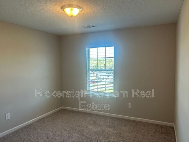 Building Photo - 6379 Sandy Bottom Dr