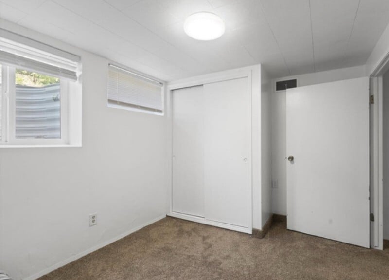 Building Photo - 376 Lauralin Dr