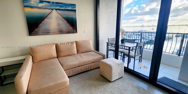 Building Photo - 555 NE 15th St