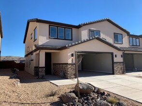 Building Photo - 508 N 480 W
