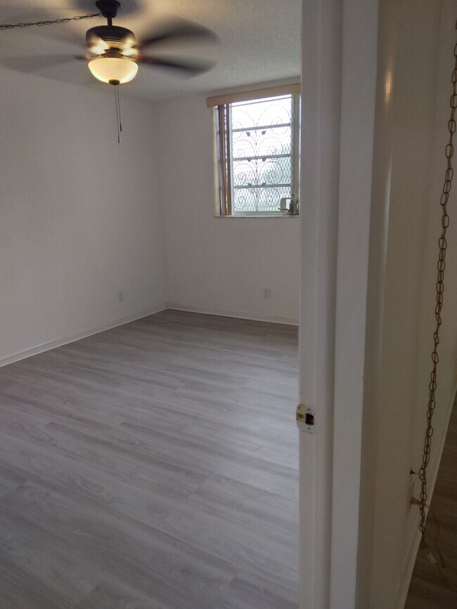 Building Photo - 5801 NW 62nd Ave