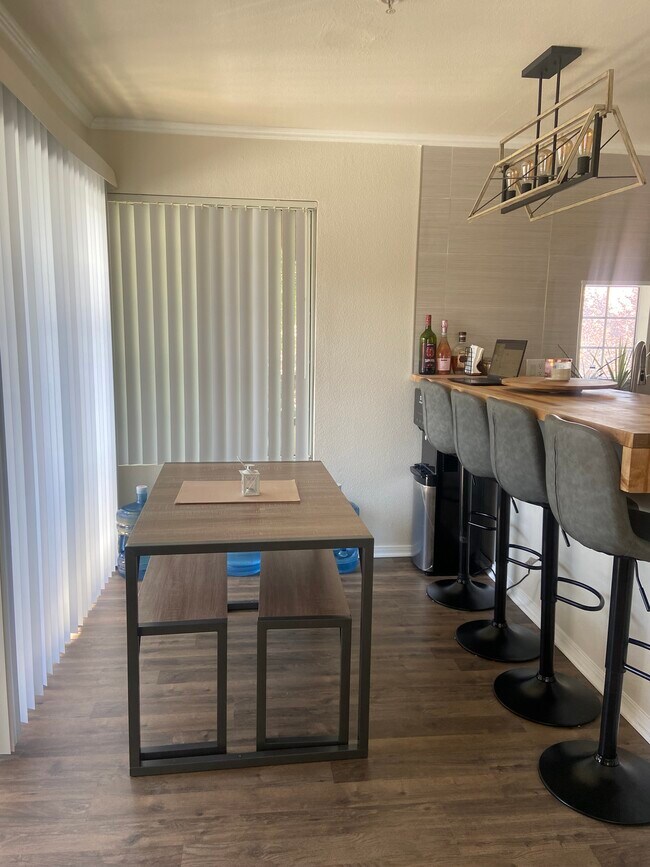 Kitchen - 2100 Jetty Rock Dr