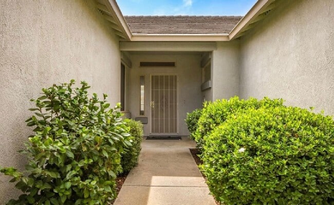Building Photo - Cute one story in Sun City Lincoln