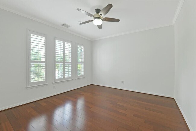 Building Photo - 20419 Windrose Bend Dr