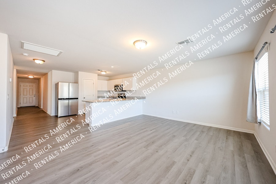 Building Photo - 118 W Impala Dr