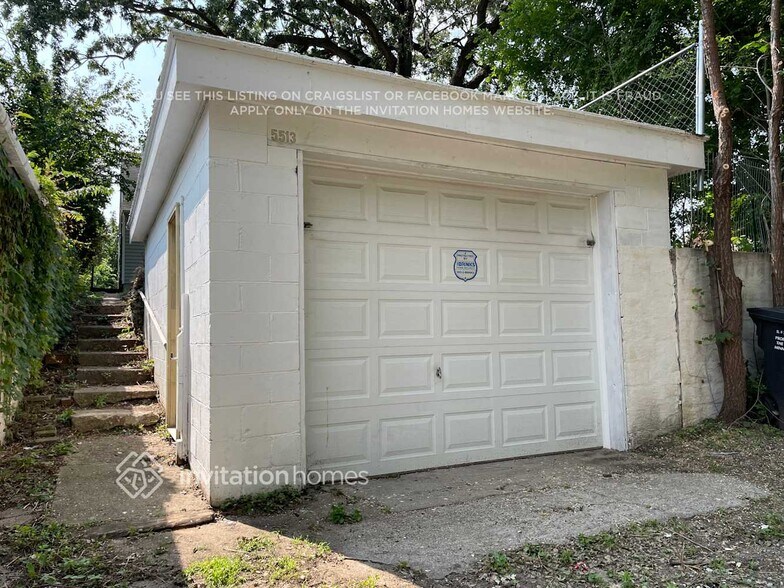 Building Photo - 5513 27th Ave S