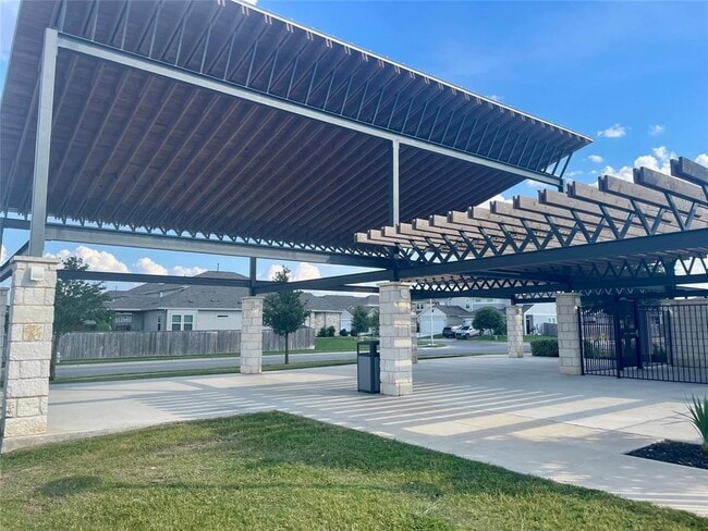 Building Photo - 6101 Arbor Crest Ln