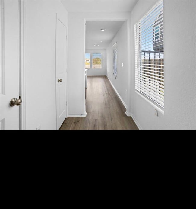 Building Photo - 7300 Sparkling Light Dr