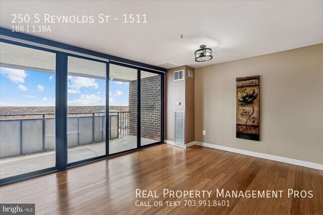 Building Photo - 250 S Reynolds St