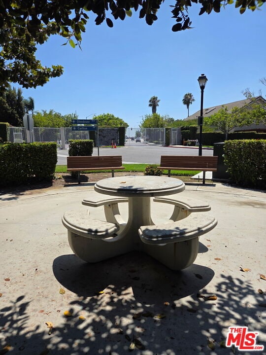 Building Photo - 8805 Berkshire Way