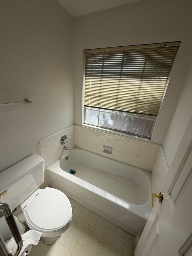 Building Photo - AMERICANA Property Mgmt - Charming 55+ Single-Story in Guard-Gated Los Prados!