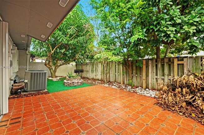 Building Photo - 12246 SW 116th Ln